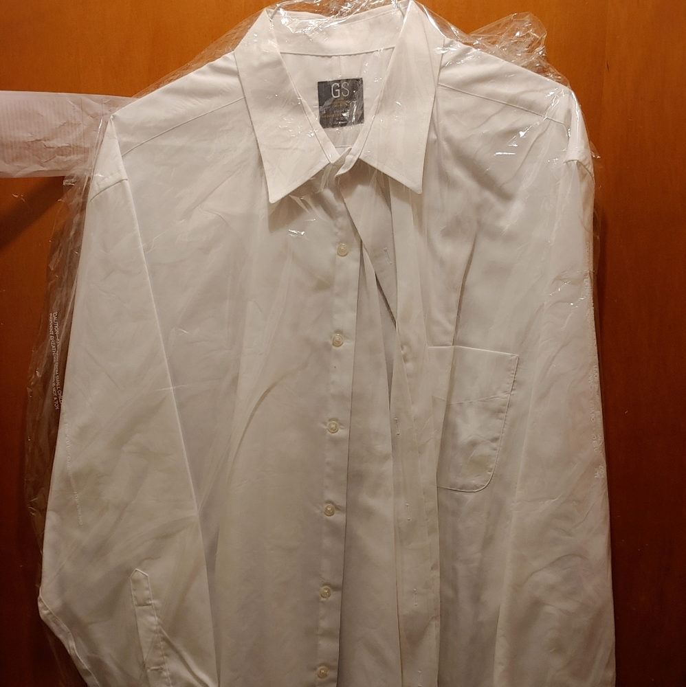 White dress shirt